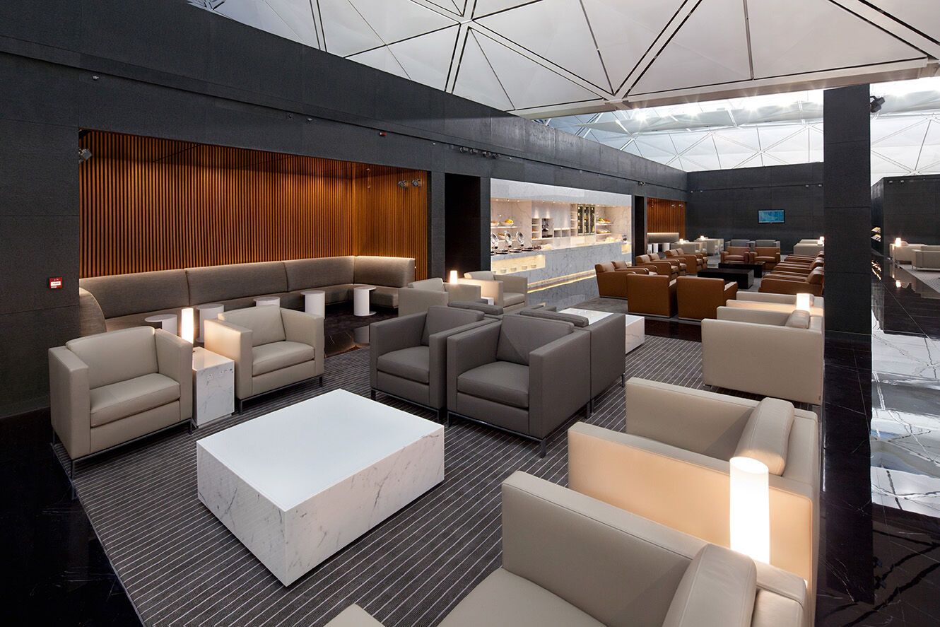 cathay pacific business class lounge