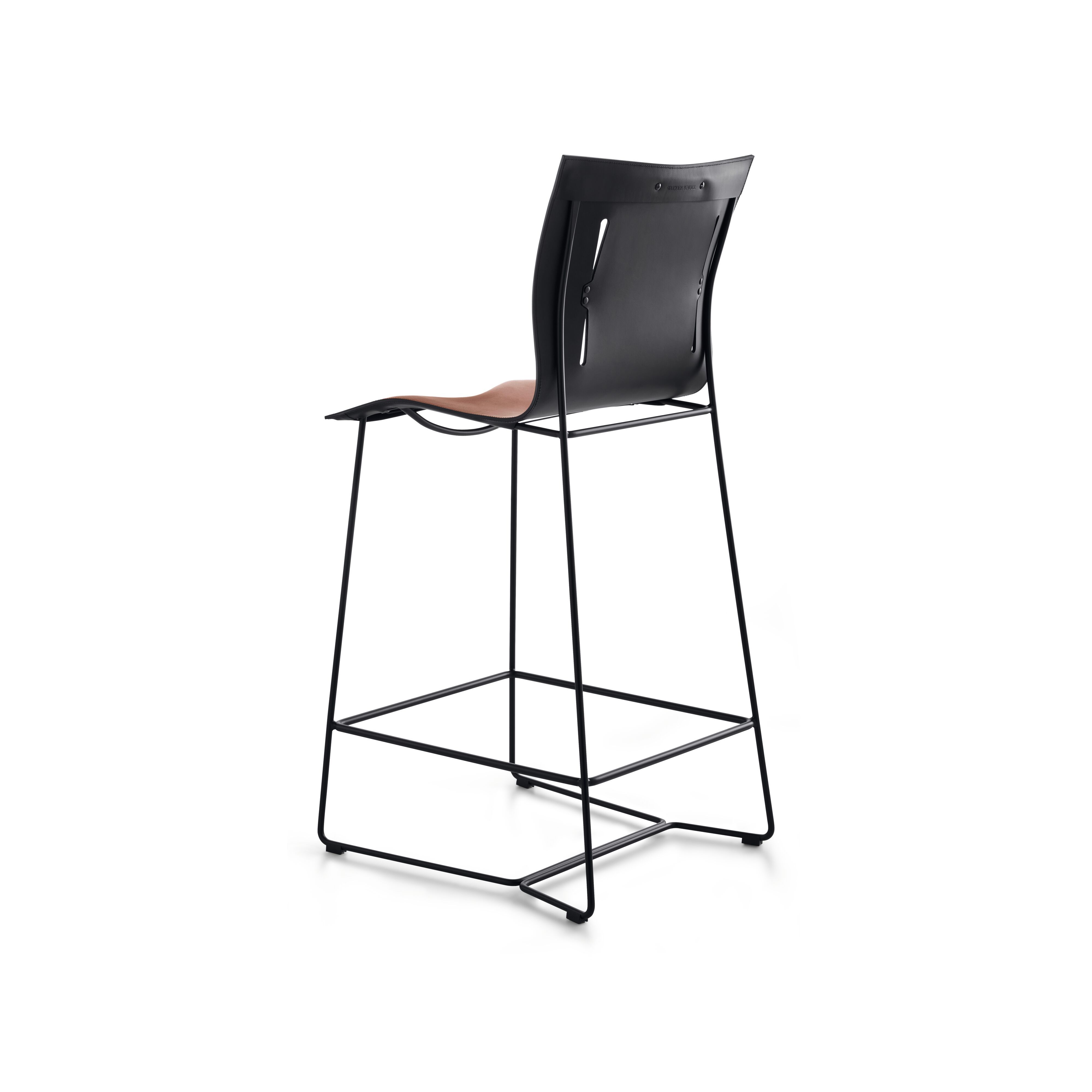 WK-Cuoio Barstool-003.tif
